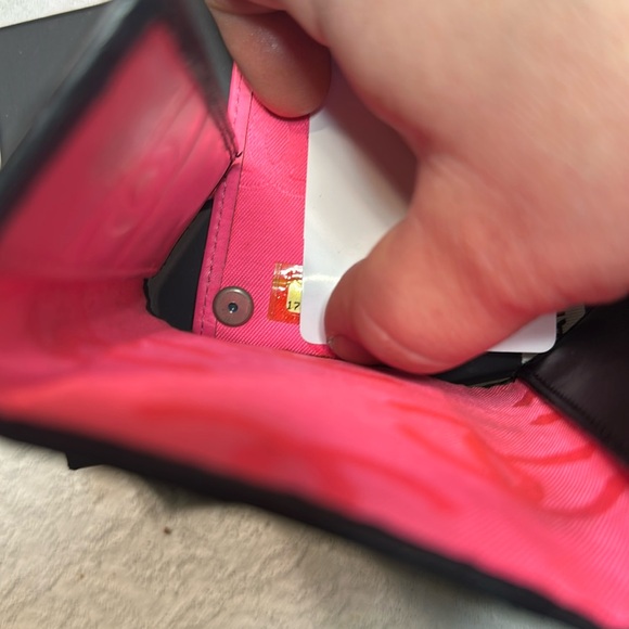 Chanel Cambon 6 ring key case w/ Box & ribbon - Picture 12 of 12